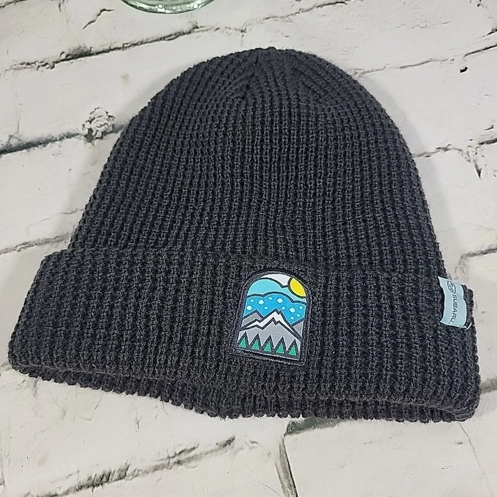 Subaru Waffle Knit Beanie Hat Unisex O/S Gray Mountain‎ Patch Adventure Ski Cap
